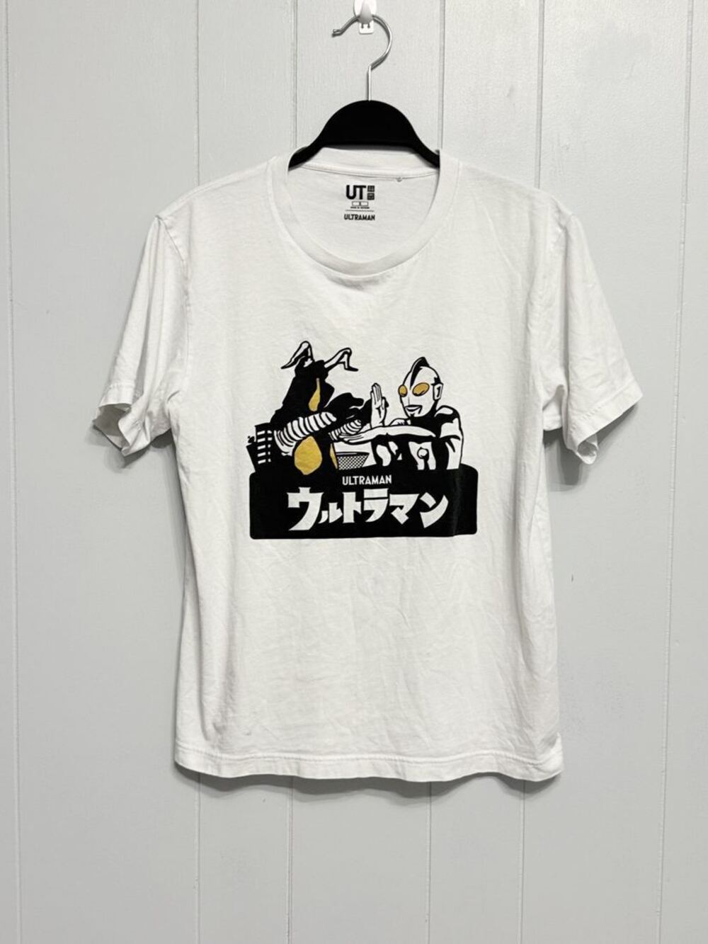 Uniqlo UT Ultraman Graphic T-Shirt White S Tsuburaya